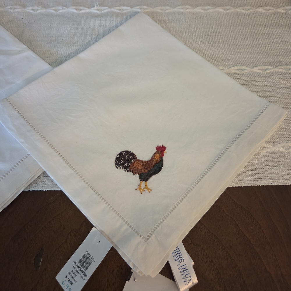 Pierre Deux French Country Farmhouse White Embroidered Hen & Rooster Napkins